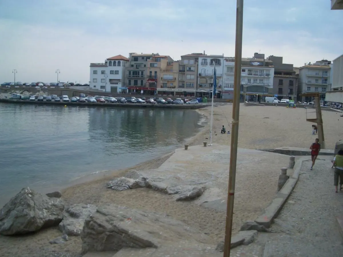 L' Escala Centre La Platja Apartment Spain